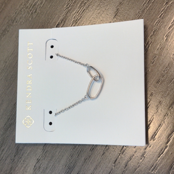 Kendra Scott Sawyer Necklace In Silver 